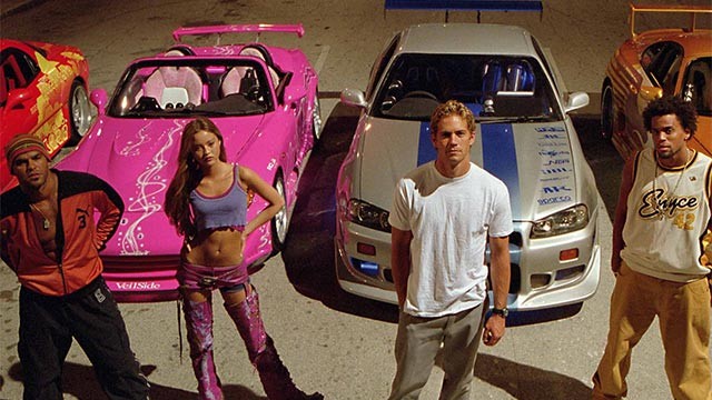 2 Fast 2 Furious nối tiếp thành công của phần 1 - The Fast and the Furious (2001)