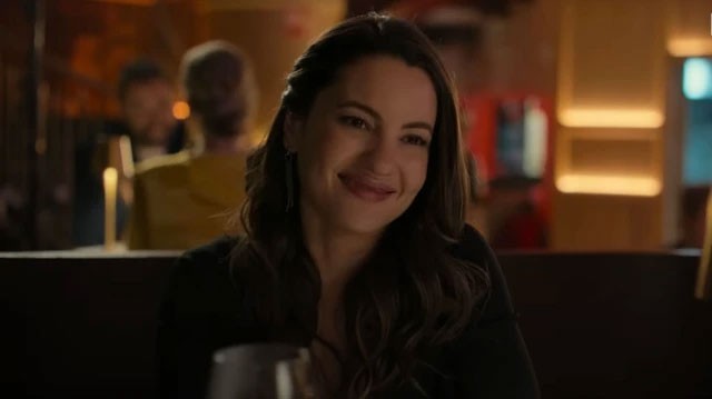 Khám phá vỏ bọc hoàn hảo của người góa phụ trong A Widow's Game