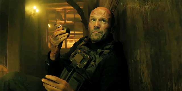 Jason Statham trở lại trong một vai diễn 'đo ni đóng giày' cho anh