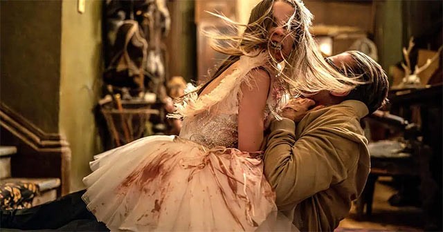 Một cảnh trong bộ phim kinh dị Abigail