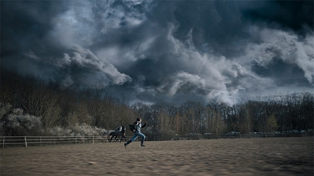 Acide là bộ phim thảm họa thiên nhiên hấp dẫn của điện ảnh Pháp và Bỉ hợp tác sản xuất