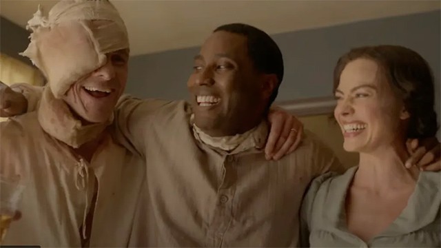 Amsterdam là bộ phim trinh thám kinh dị nhưng không thiếu những tiếng cười