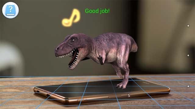 Người dùng thậm chí có thể tạo hiệu ứng khủng long dẫm lên điện thoại