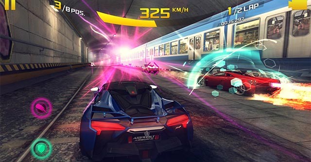 Cạnh tranh khốc liệt trong các chế độ đua đa dạng của Asphalt 8