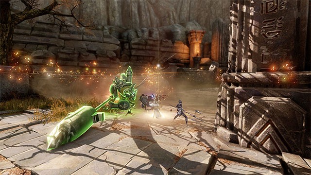 Đấu solo hoặc phối hợp tổ đội với bạn bè để cùng nhau diệt quái