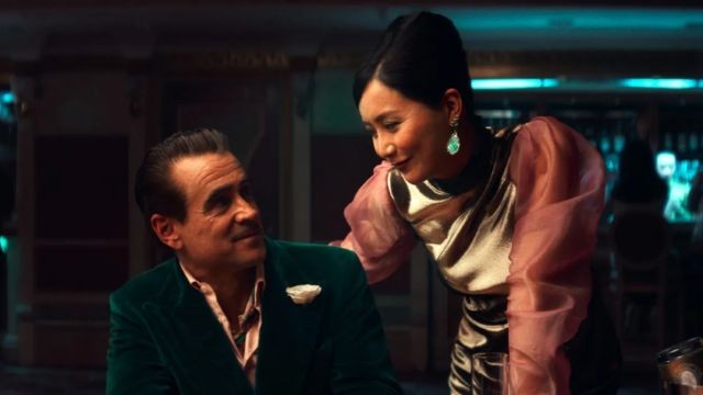 Ballad of a Small Player xoay quanh câu chuyện của tay cờ bạc và người phụ nữ bí ẩn trong casino