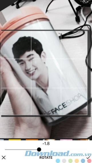 Xoay và lật ảnh