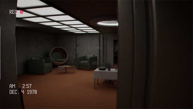 Game thủ sẽ có quyền truy cập vào màn hình theo dõi trạng thái, radar, radio,...