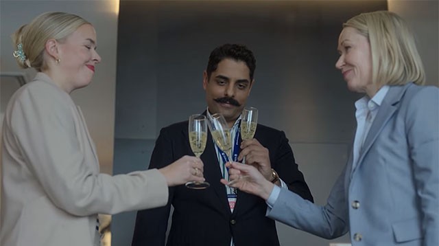 Billionaire Island tập trung vào cuộc cạnh tranh giữa hai tập đoàn lớn trong lĩnh vực nuôi trồng cá hồi