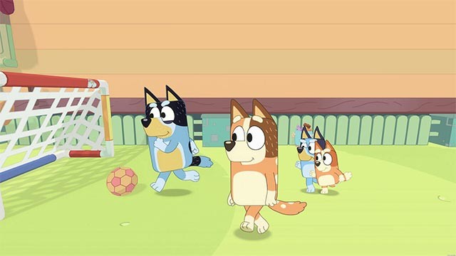 Cùng nhau chơi các trò chơi để vun đắp tình cảm gia đình và chứng kiến sự phát triển của Bluey