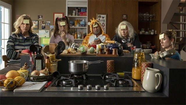 Sẽ ra sao khi cả gia đình hoán đổi linh hồn cho nhau?