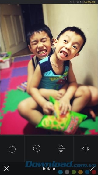 Lật ảnh hoặc xoay