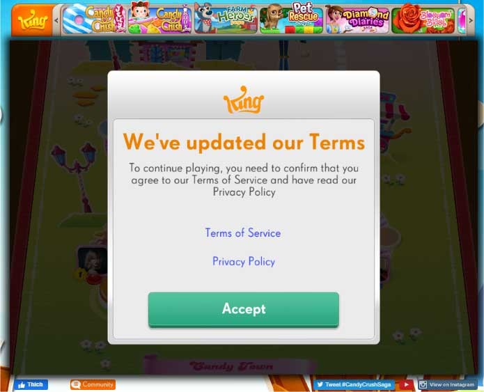 Nhấn nút Accept để vào game Candy Crush Saga Online