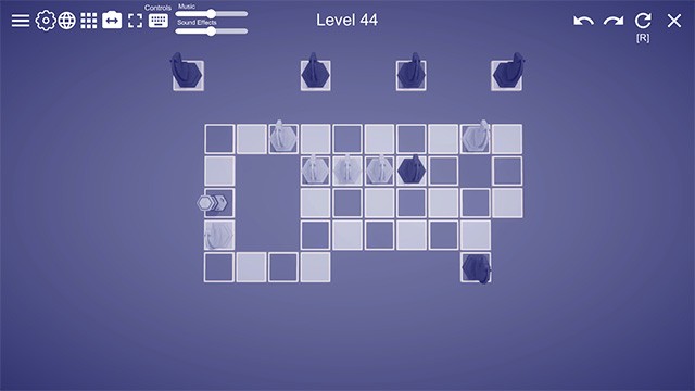 Luật chơi Sokoban được áp dụng trên bàn cờ vua quen thuộc