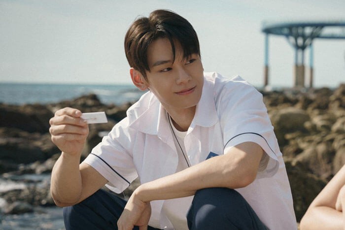 Cha Woo Min trong vai Kim Hyun là một hot boy của trường