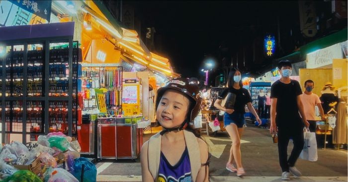 Diệp Ninh vai A Tĩnh, cô bé thuận tay trái