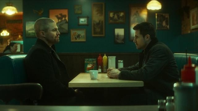 Robbie Amell và Stephen Amell trở lại đảm nhận 2 vai chính của Code 8 Phần II