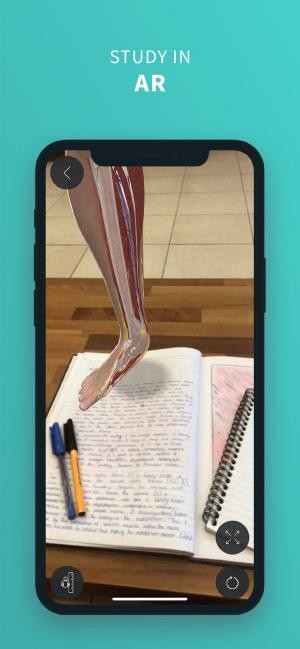 Học về giải phẫu cơ thể người trong chế độ AR