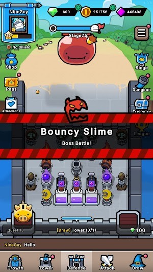 Crown Rush cho bạn tham gia vào các trận đánh phòng thủ và tấn công chiến lược