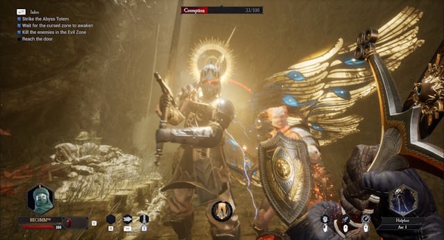 Chiến đấu với những sinh vật méo mó và thù địch