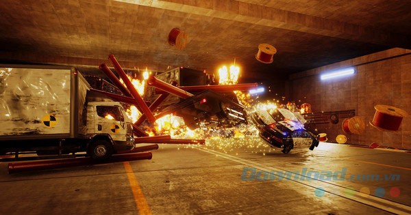 Game đâm xe mạo hiểm