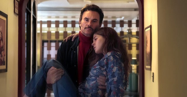 Một cảnh phim Loạn trí đầy căng thẳng và kịch tính