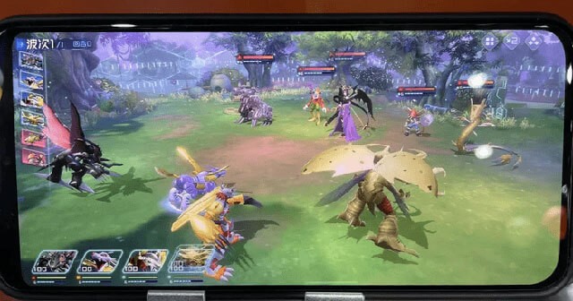 Người chơi điều khiển Digimon của mình bằng nhiều hành động khác nhau