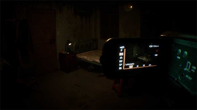 Sử dụng máy quay để khám phá các địa điểm rùng rợn