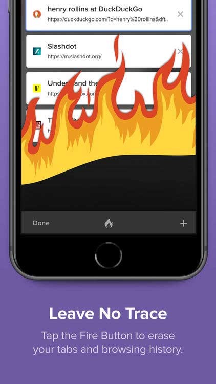 Chạm vào nút Fire Button trong DuckDuckGo để xóa toàn bộ tab và dữ liệu