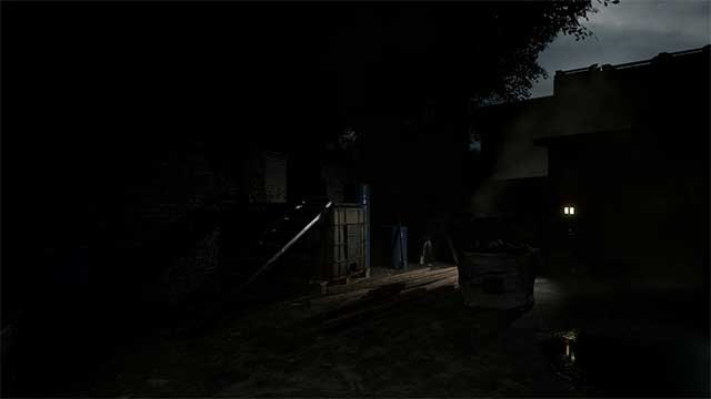 Chiến đấu hoặc tránh những thực thể đáng sợ để sống sót