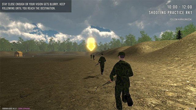 Tham gia nhiều hoạt động như hành quân, tập bắn và sinh hoạt tập thể trong Finnish Army Simulator