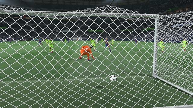 Hiệu suất thực tế của cầu thủ cũng sẽ ảnh hưởng đến trạng thái của nhân vật