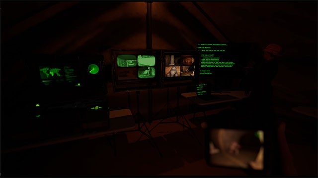 Tận dụng trang thiết bị hiện đại để săn ma và liên lạc cùng đồng đội