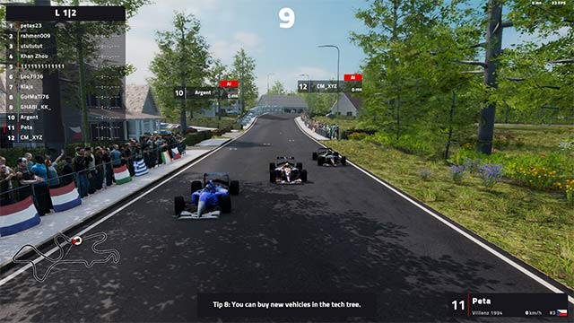 Đua xe vòng quanh thế giới và cạnh tranh với những đối thủ xứng tầm