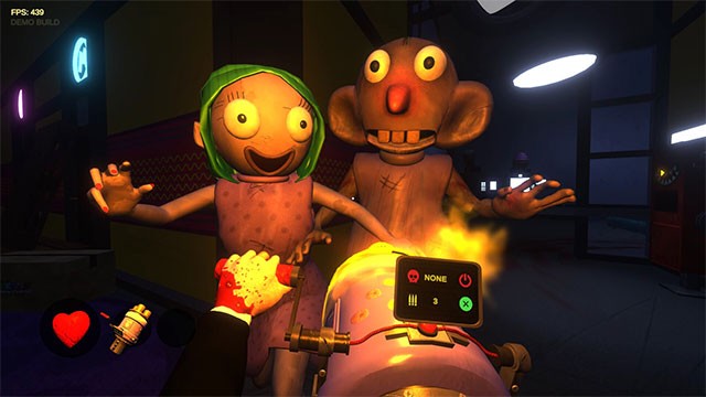 Chiến đấu với đám đồng nghiệp đáng sợ, thu thập item và manh mối để giải mã về Fred cũng như công ty ma