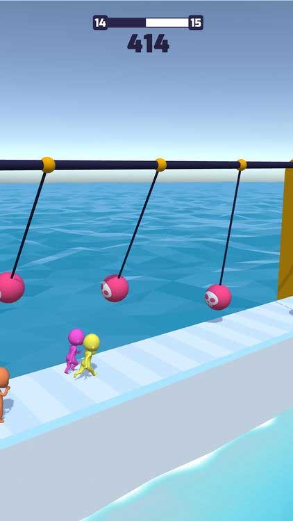 Vượt chướng ngại vật, bỏ lại đối thủ phía sau và trở thành người chạm vạch đích đầu tiên