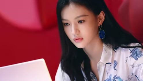 Thẩm Vũ Khiết và Tần Nguyệt Bạch