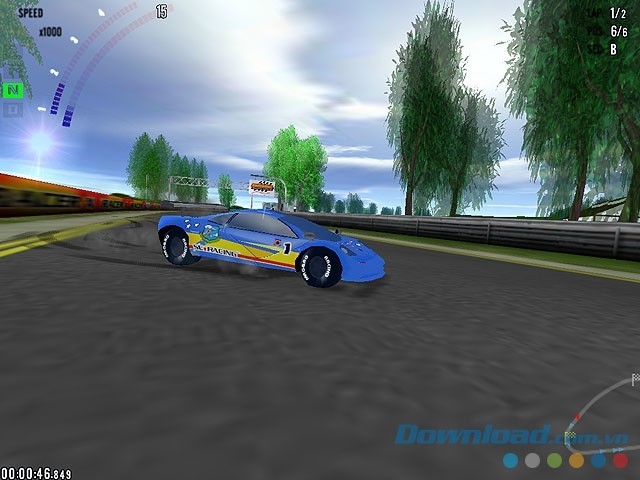 Điều khiển xe đua dễ dàng và bằng nhiều cách khác nhau