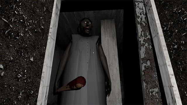 Đối đầu với bà ngoại ma