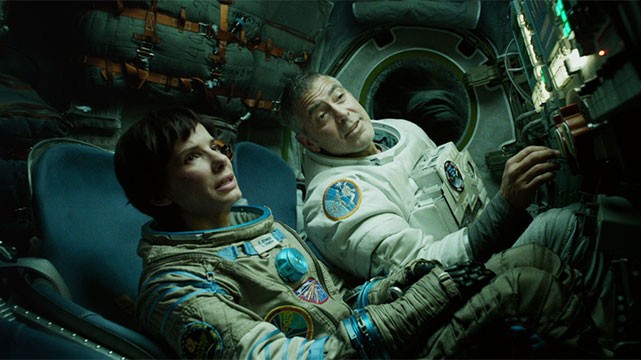 Phim Gravity có sự góp mặt của 2 ngôi sao nổi tiếng Sandra Bullock và George Clooney