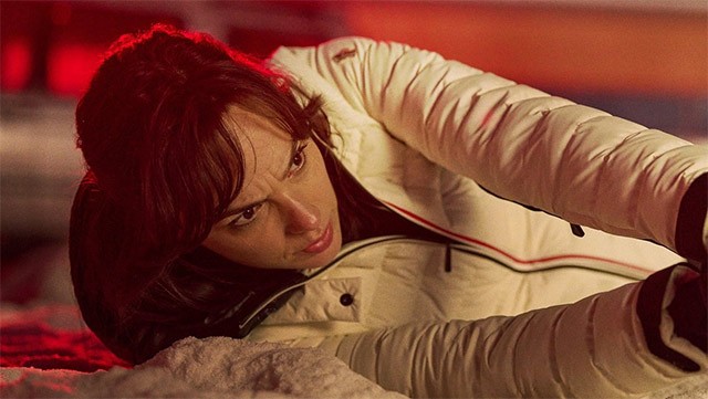 Mãn nhãn với những pha hành động giật giân pha chút kinh dị trong phim Heart of Stone