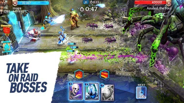 Đoàn kết với thành viên trong bang hội và cùng nhau đột kích boss