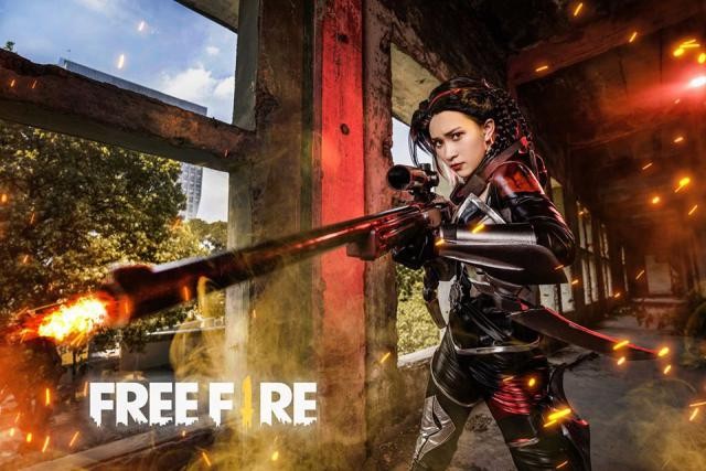 Bộ hình nền cosplay siêu ngầu trong Free Fire