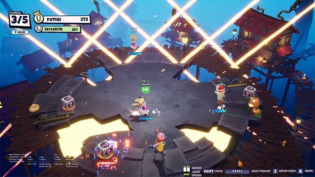 Khám phá các trang phục, vũ khí kỳ lạ và tham gia các cuộc chiến sôi động