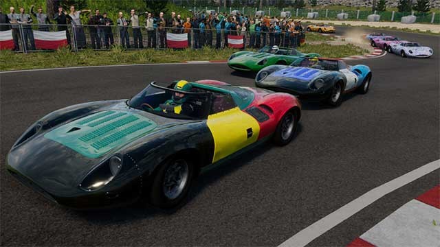 Hypercar Evolution có hơn 30 mẫu xe, mỗi mẫu đều có thể tùy chỉnh