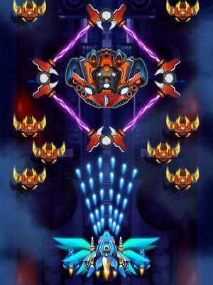 Các phi thuyền khác nhau với vũ khí, tên lửa, khả năng đặc biệt độc đáo