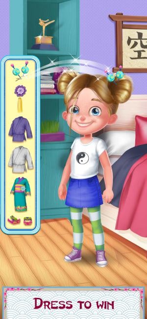 Mặc cho Sophie những trang phục tập võ tuyệt đẹp