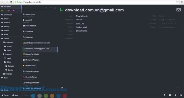 Giao diện ứng dụng quản lý mật khẩu KeeWeb Online