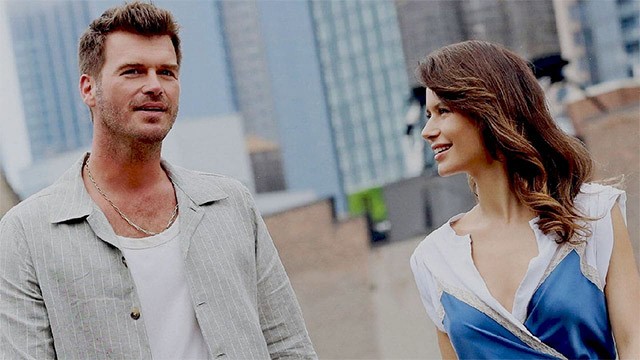 Poster phim hài lãng mạn Cất cánh tới Istanbul chiếu trên Netflix tháng 11