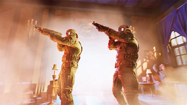 Đối phó với cuộc đột kích bất ngờ của FBI